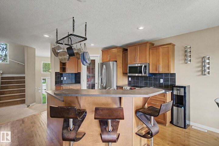 9935 155 Street NW — photo 1
