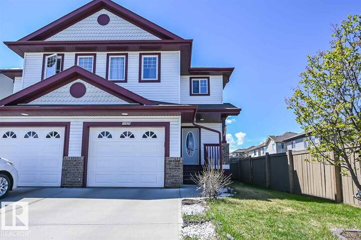 Property Photo:  11425 14 Avenue SW  AB T6W 0N4 