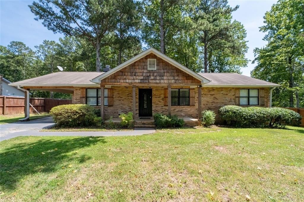 Property Photo: 1382 Cave Springs Road GA 30134