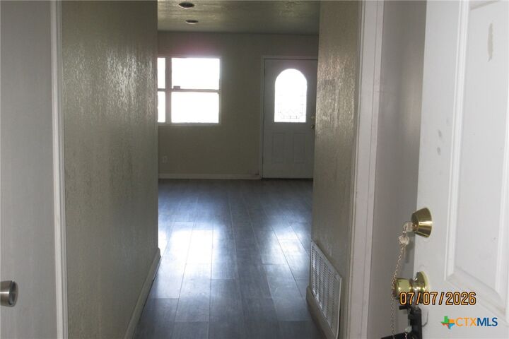 Property Photo:  2006 Eisenhower Drive  TX 76543 