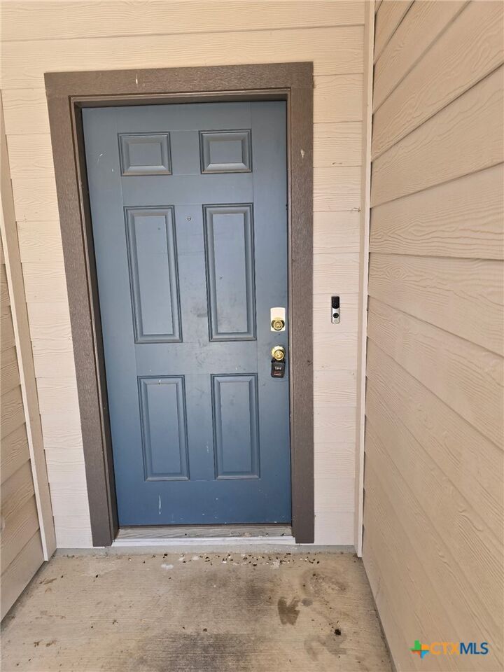 Property Photo: 759 Monarch Drive TX 78155