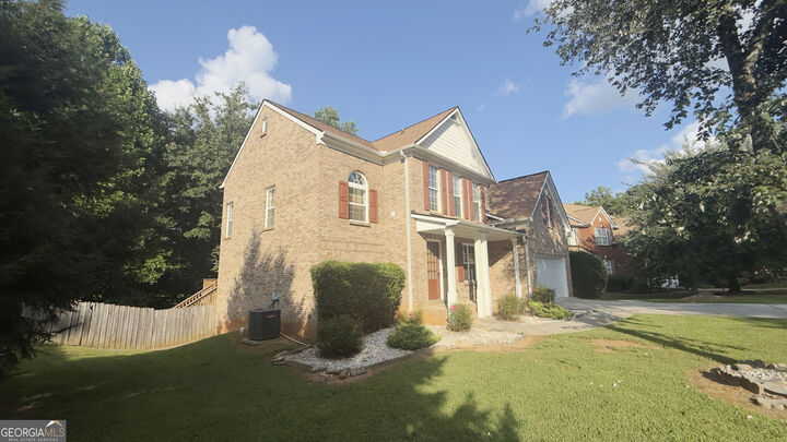 Property Photo:  1156 Chandler Way Drive  GA 30045 