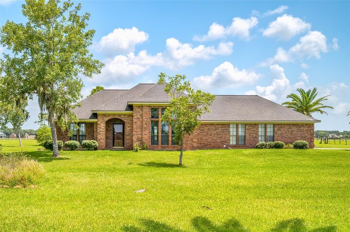 Property Photo: 200 Eagle Road TX 77422