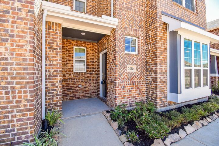Property Photo:  2910 Scanlan Meadow 18  TX 77459 