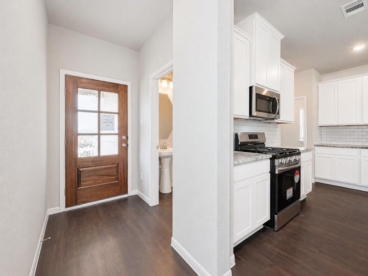 Property Photo:  2111 Sanders Brook Drive  TX 77521 