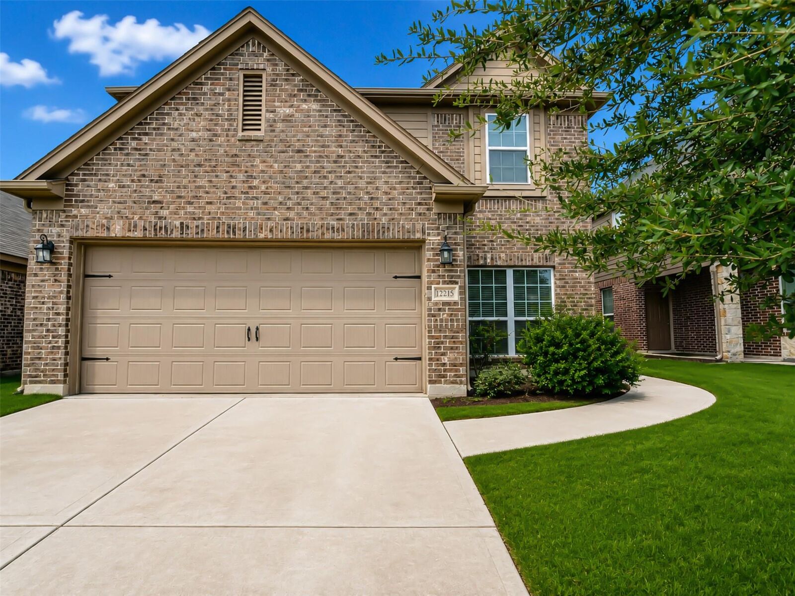 Property Photo: 12215 Zenith Ridge Way TX 77346
