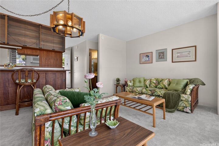Property Photo:  1716 Keeaumoku Street 303  HI 96822 
