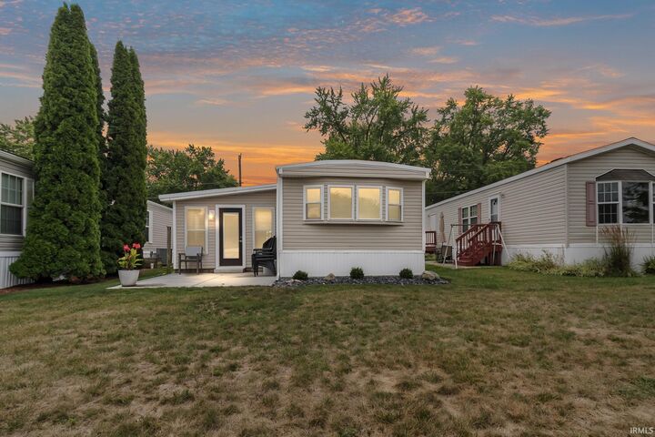 Property Photo: 215 Lane 101A Hamilton Lake #37 IN 46742