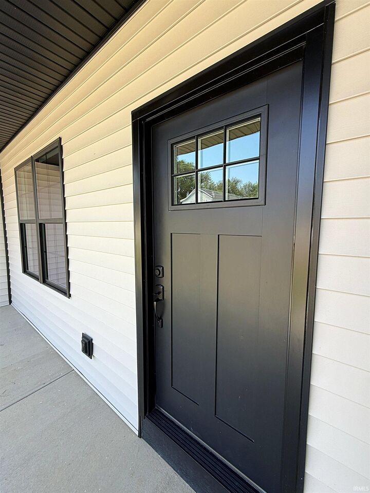 Property Photo: 1309 Rosewood Drive IN 47501