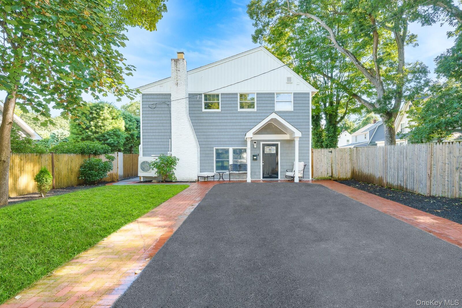 Property Photo:  10 Hill Street  NY 11768 
