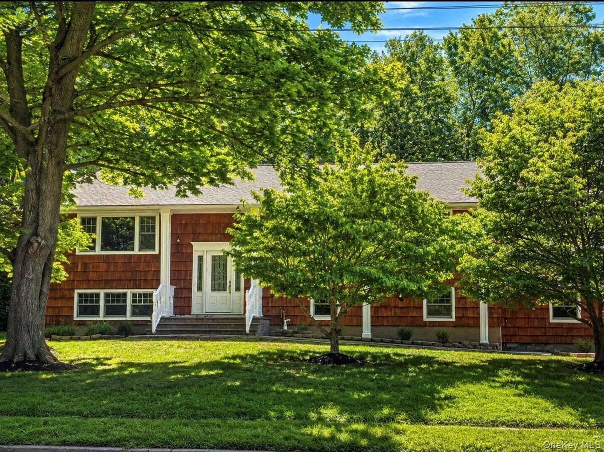 Property Photo:  251 Kings Highway  NY 10983 