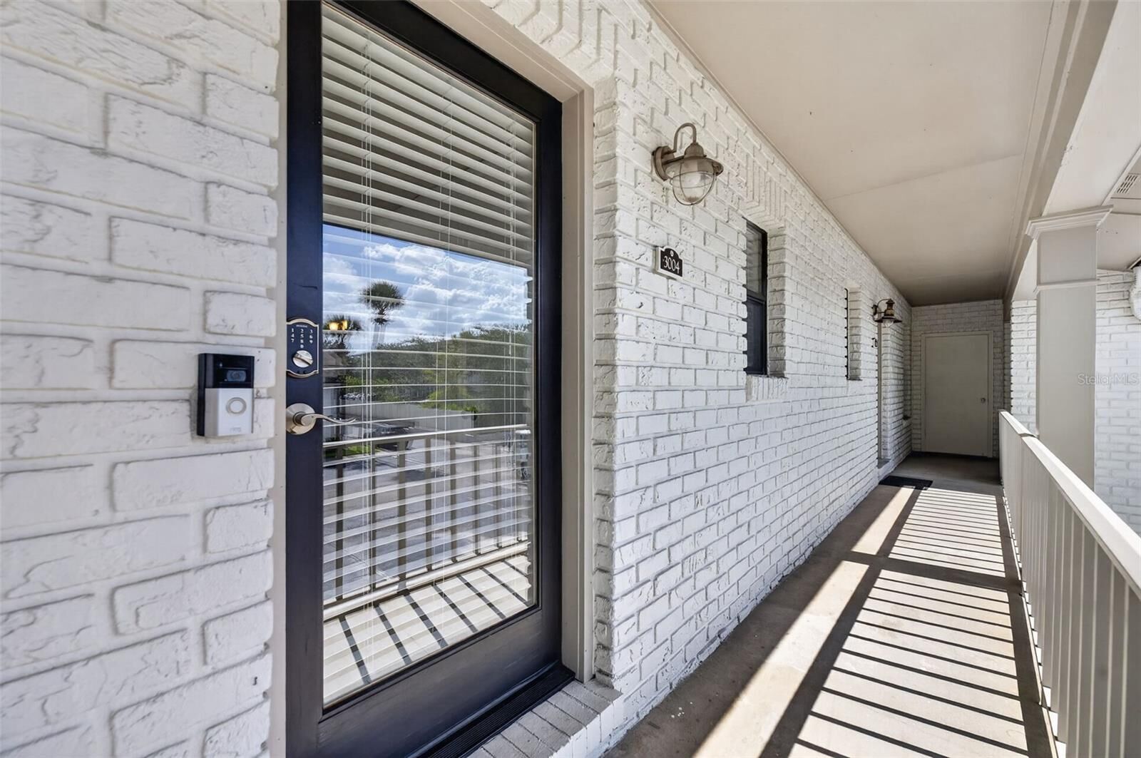 Property Photo: 3004 Plaza Terrace Drive 3004 FL 32803