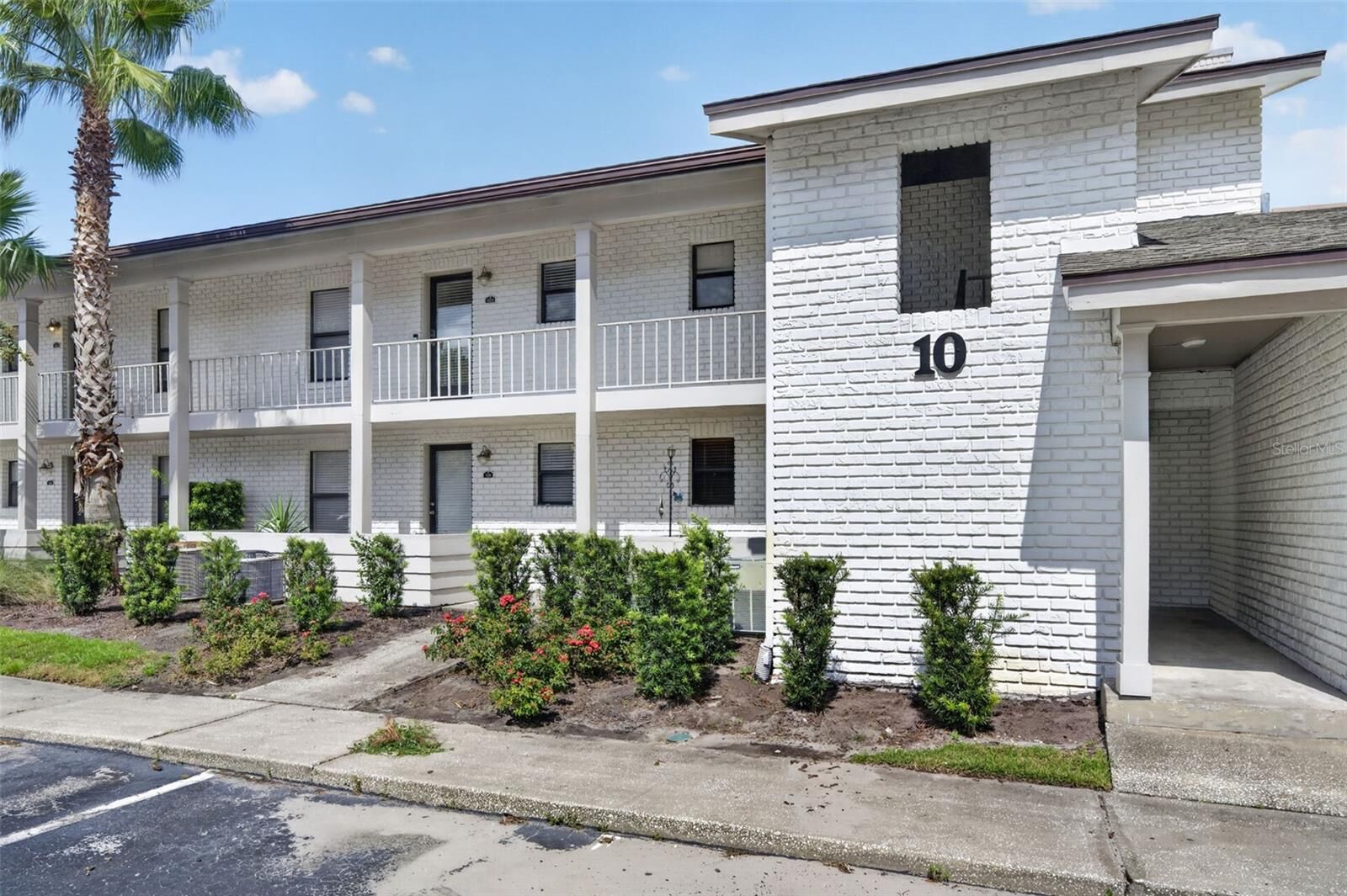 Property Photo:  3004 Plaza Terrace Drive 3004  FL 32803 