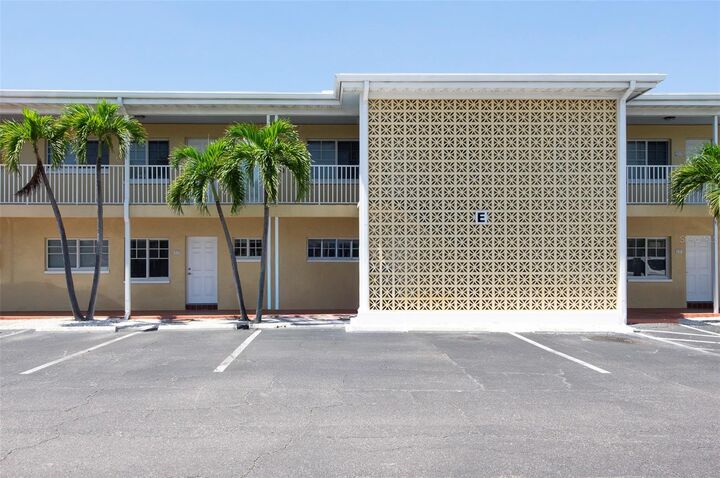Property Photo:  19417 Gulf Boulevard E109  FL 33785 