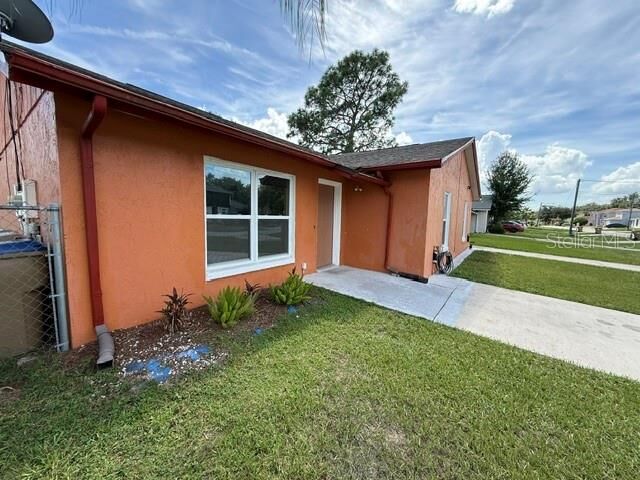 Property Photo:  787 Lucaya Drive 787  FL 34758 