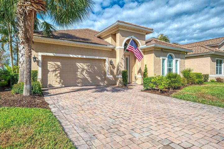 Property Photo: 13344 Creekside Lane FL 33953