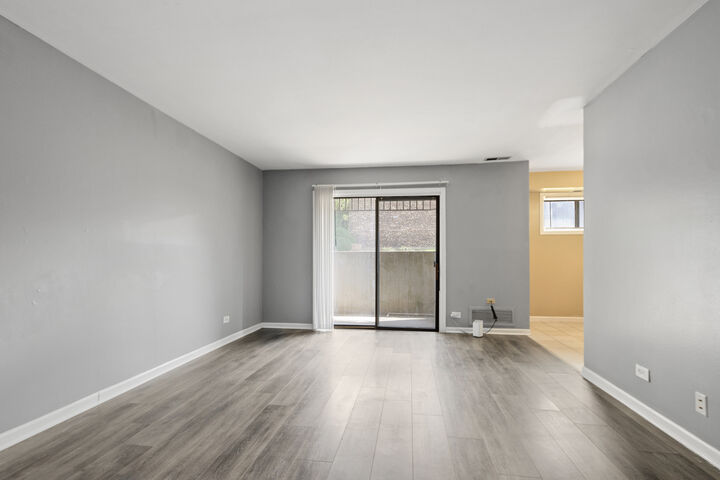 Property Photo:  2214 Country Club Drive 2  IL 60517 