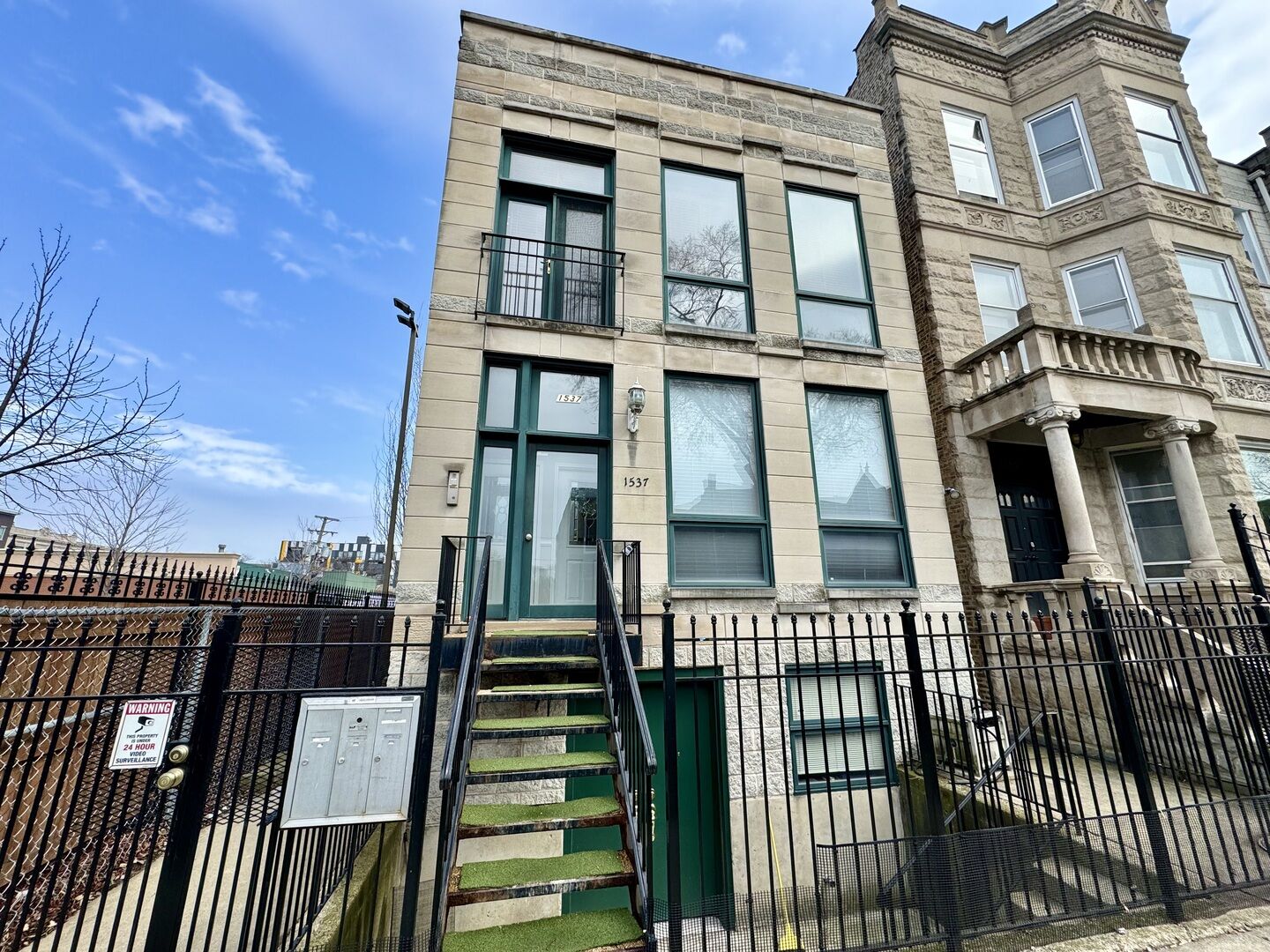 Property Photo:  1537 N Fairfield Avenue 3  IL 60622 
