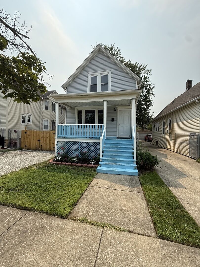 Property Photo:  35 W 108th Place  IL 60628 