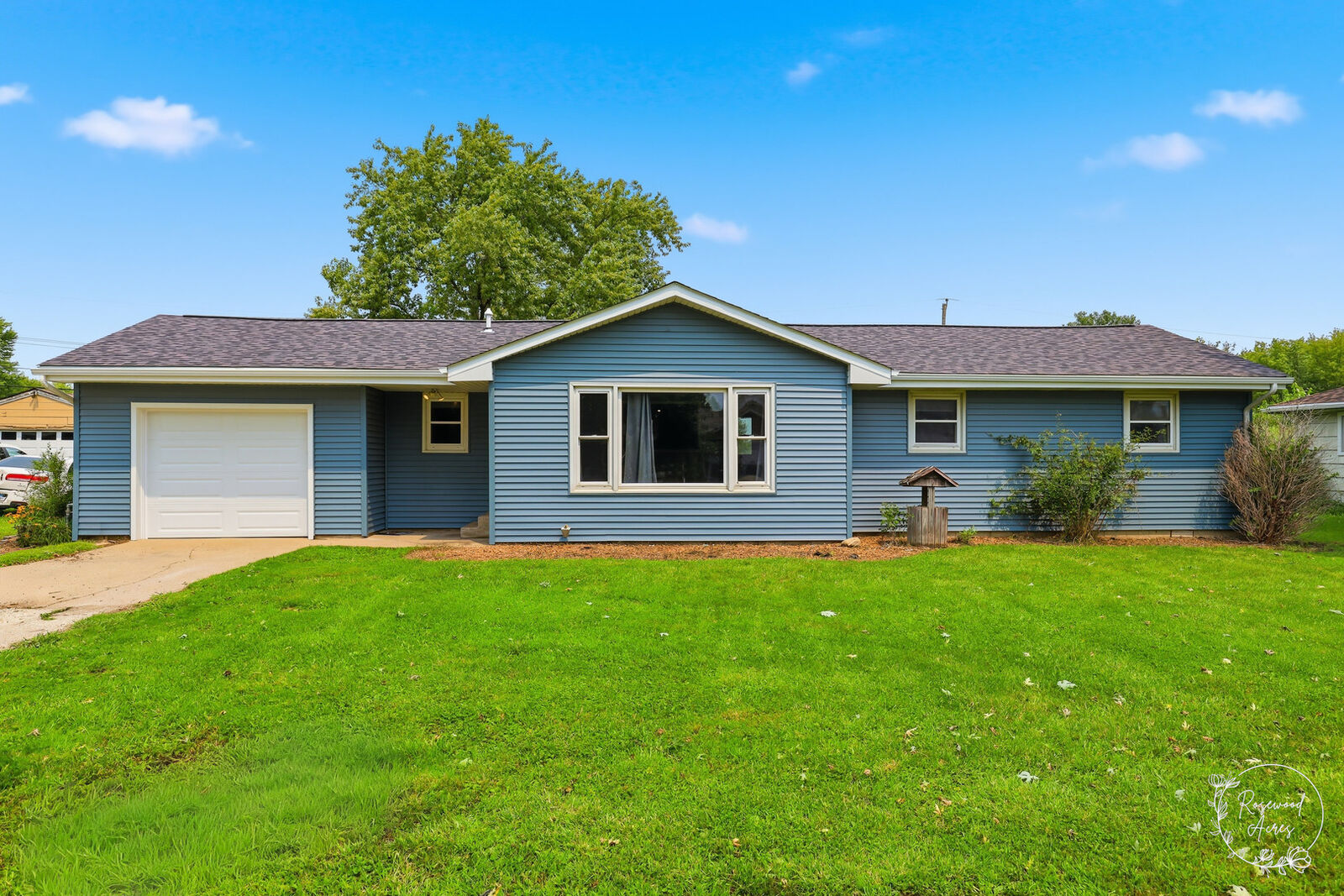 Property Photo: 165 E 2740S Road IL 60901