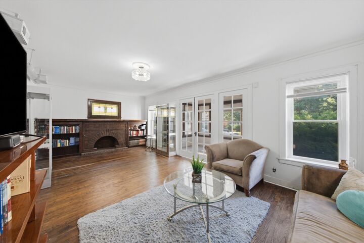 Property Photo: 5432 W Potomac Avenue IL 60651