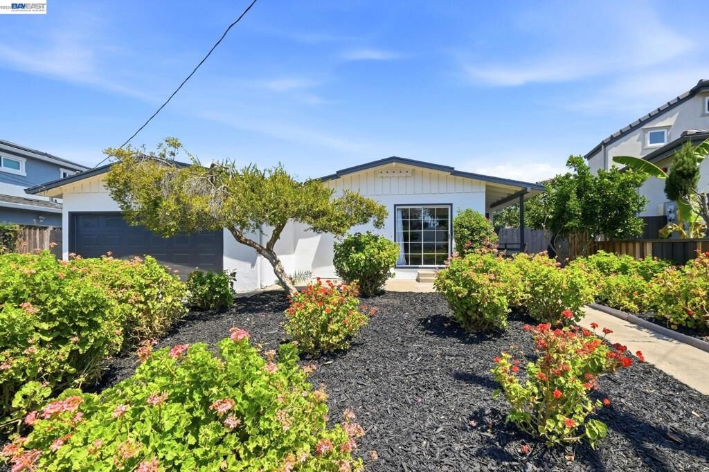 Property Photo:  41418 Erma Avenue  CA 94539 