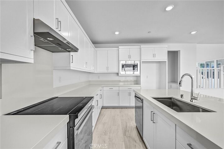 Property Photo: 5538 Alethea Way CA 92057