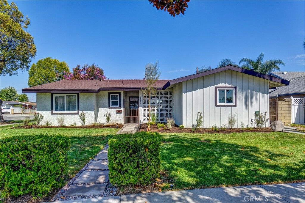 Property Photo: 9563 Greening CA 90605