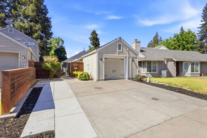 Property Photo:  2410 Seamist Drive  CA 95833 