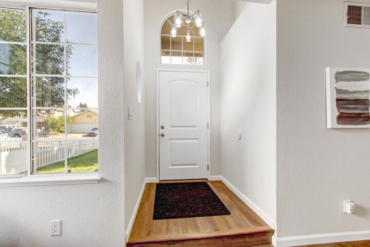 Property Photo: 1407 Hoover Drive CA 95776