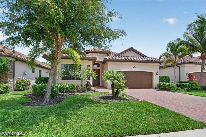 Property Photo: 12695 Kinross Lane FL 34120