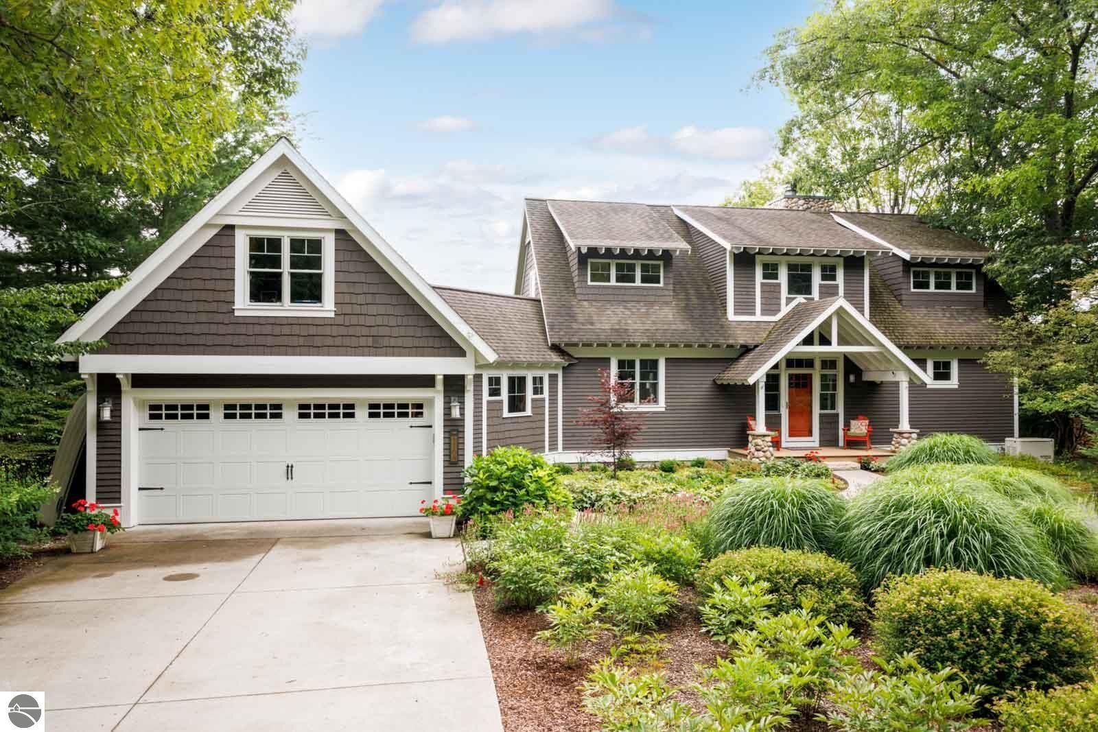 Property Photo: 1164 E Traverse Lake Road MI 49621