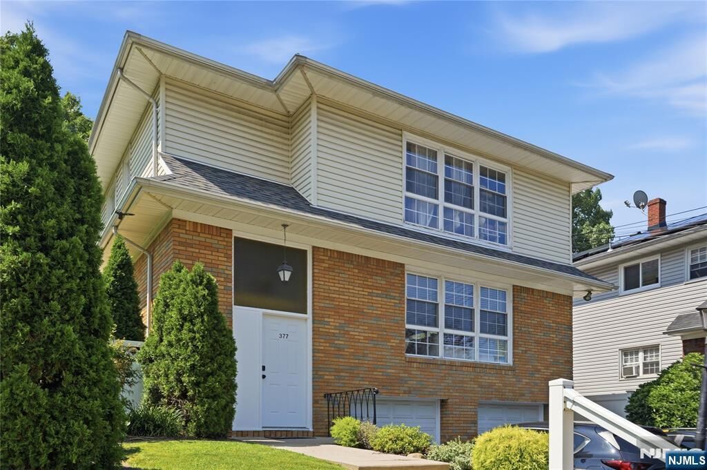 Property Photo:  377 Passaic Street  NJ 07601 