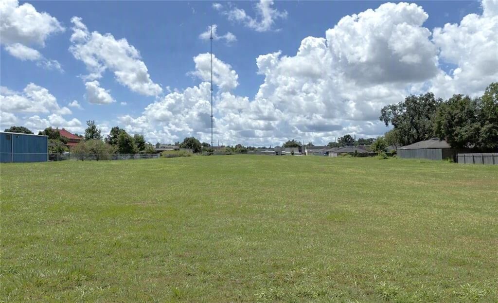 Property Photo: Friedrich/ Stumpf LA 70056