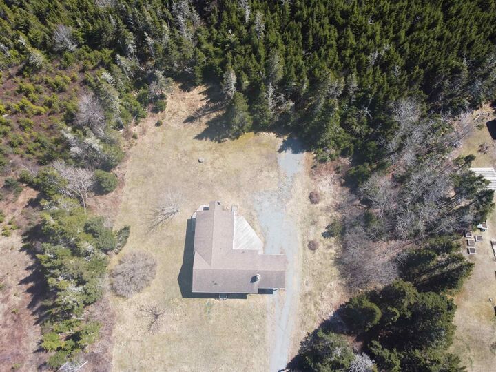 Property Photo: 23596 Highway 7 NS B0J 3B0