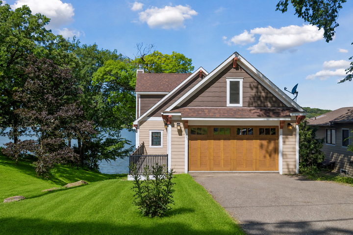 Property Photo:  1161 Elmwood Avenue  MN 55364 