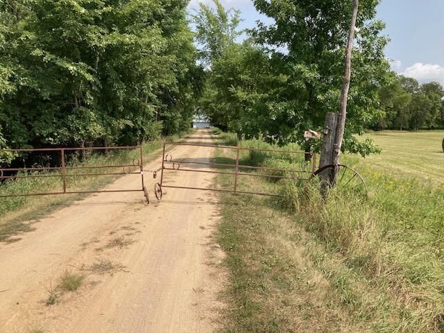 Property Photo:  31632 185th Avenue  MN 56440 