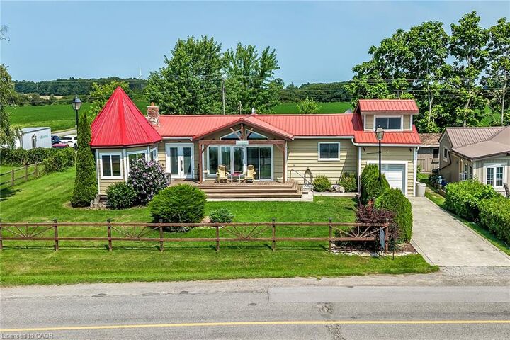 817 Lakeshore Road — photo 1