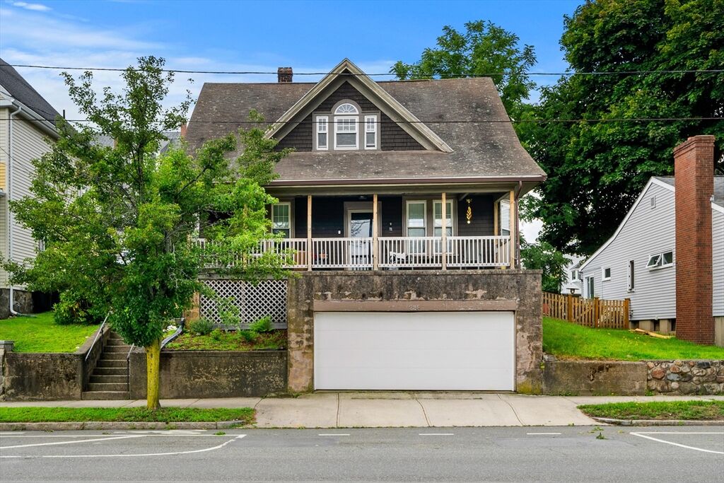 Property Photo: 225 North St MA 01970