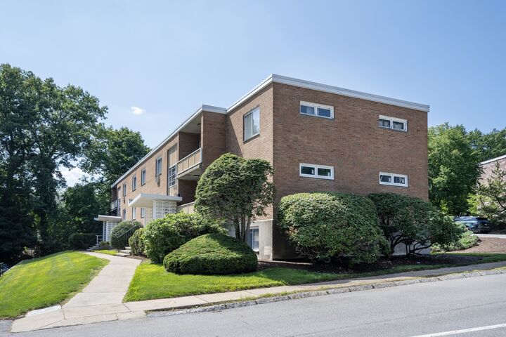 Property Photo:  30 Jacqueline Road  MA 02452 