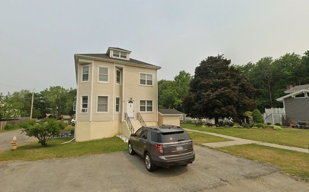 Property Photo:  197 Lorenzo St 1  MA 01604 