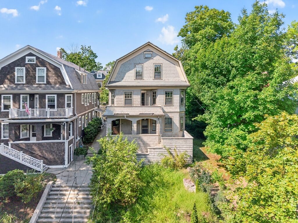 Property Photo:  103-105 Colbourne Crescent  MA 02445 