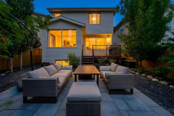 Property Photo:  23 Cranarch Landing SE  AB T3M 0Z5 