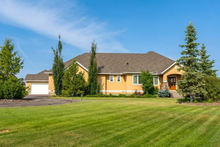 Property Photo: 230 Morning Vista Rise AB T3Z 0B2