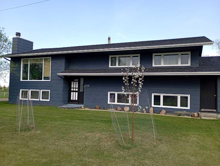 Property Photo:  5118 Alexander Avenue  AB T0C 1C0 