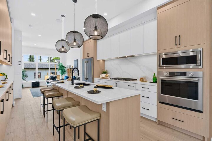 3613 2 Street NW — photo 1