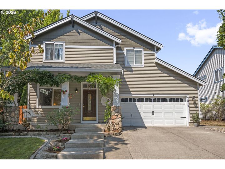 Property Photo: 2214 SE 174th Pl WA 98683