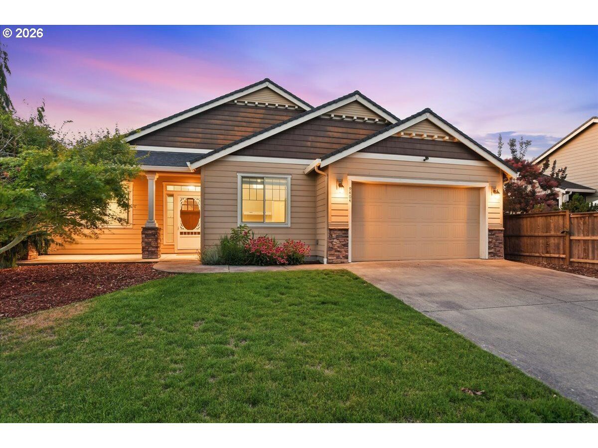 Property Photo: 9404 NE 52nd Ave WA 98665