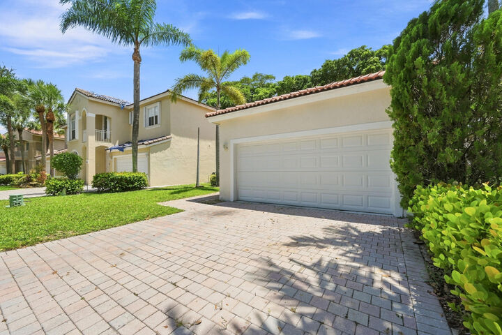 Property Photo:  7778 NW 17th Place  FL 33024 