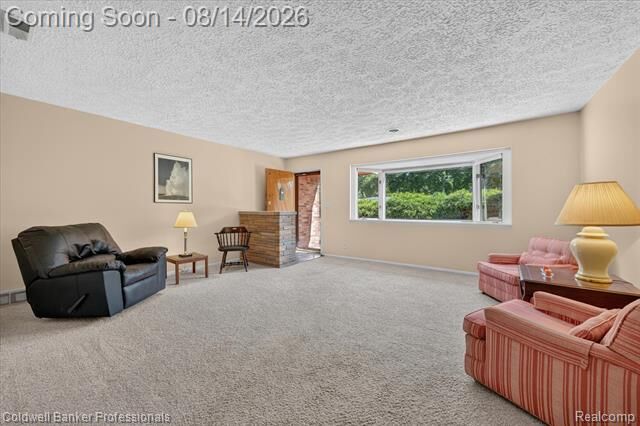Property Photo: 2499 Lafay Drive MI 48324